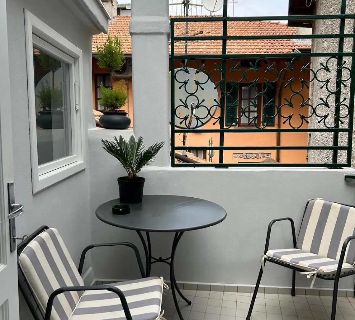 Le Lampade Di Brienno Apartment
